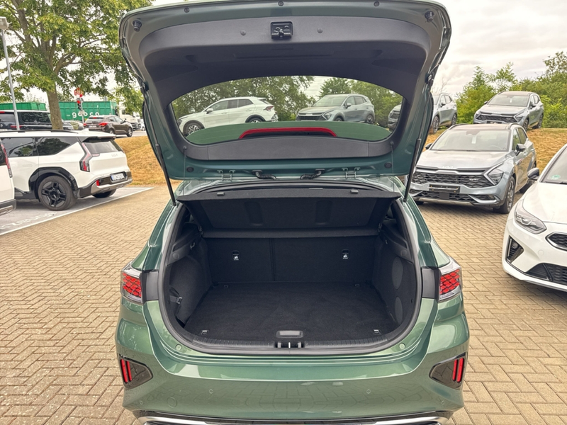 Kia Ceed / cee'd GT-Line 1.5 T-GDI EU6e Navi Leder Digitales Cockpi — photo 7