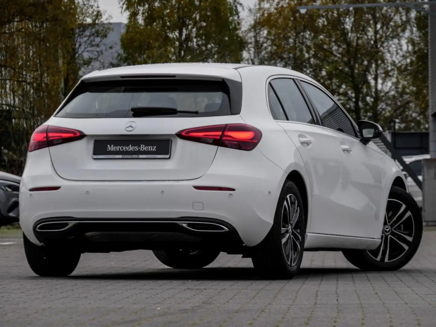 Mercedes-Benz A 200 "Progressive/LED/Kamera/Spurh/VKZ-E/ Weiß - 2