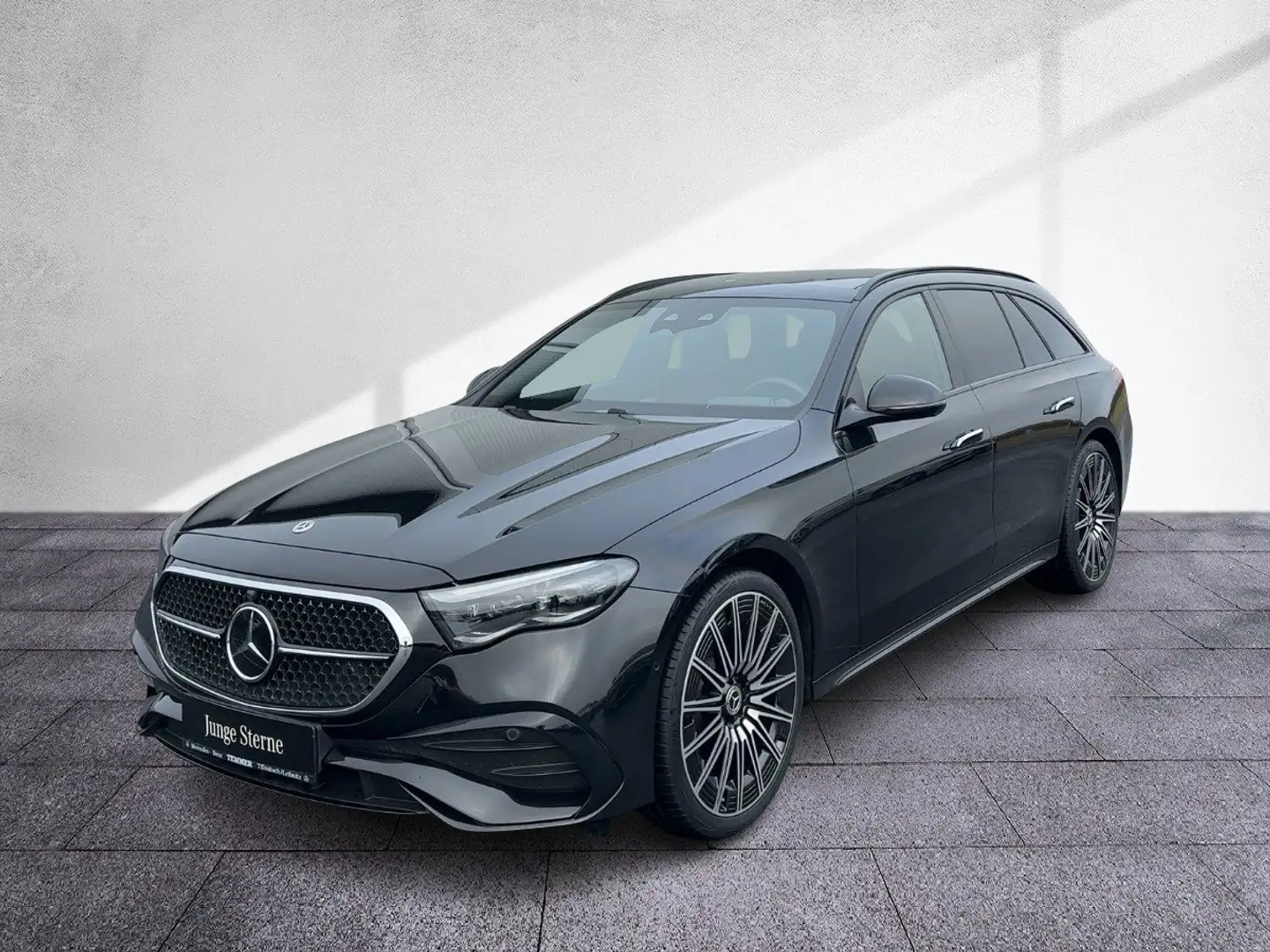 Mercedes-Benz E 220 d 4MATIC T-Modell NP: 99.535 AMG Prem AIR Schwarz - 2