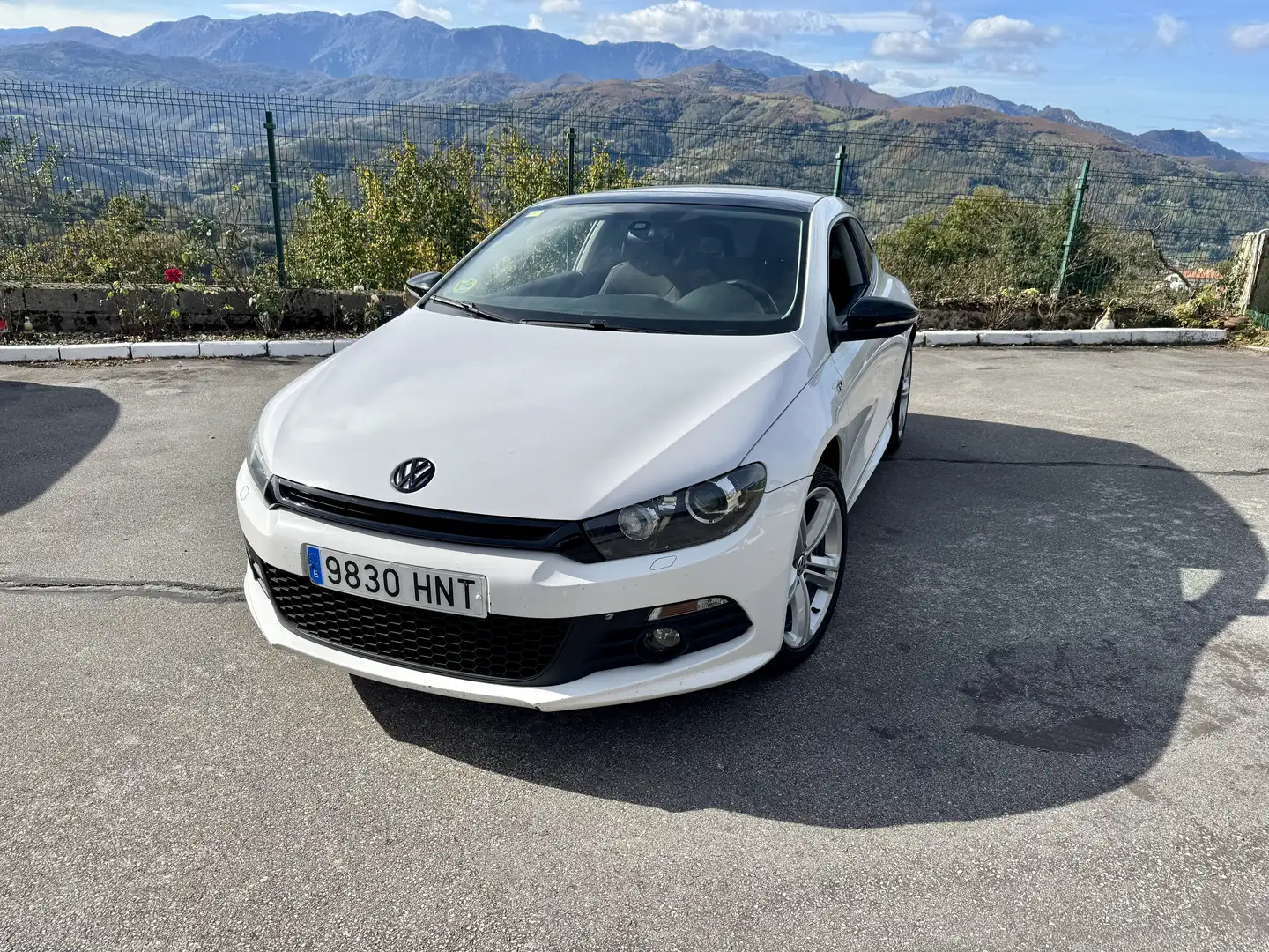 Volkswagen Scirocco 2.0TDI BMT Hurricane - 1