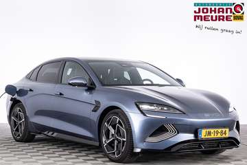 Design RWD 82.5 kWh | SOH 99% | LEDER | PANORAMADA