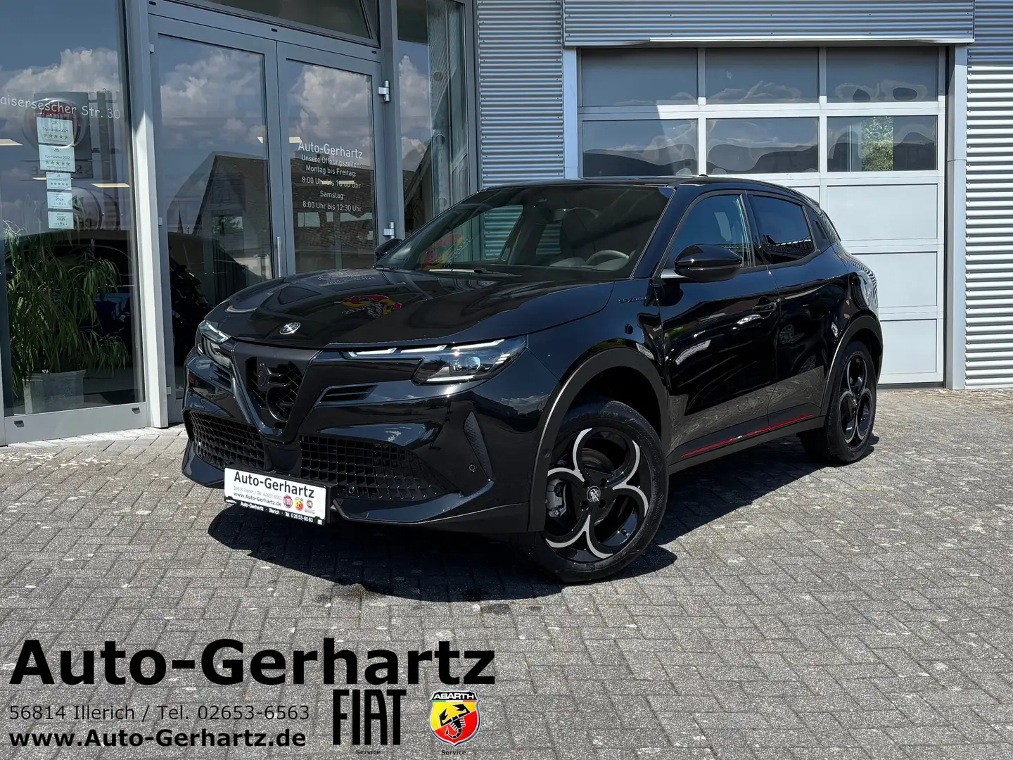 Alfa Romeo Junior Ibrida SPECIALE 1.2 VGT Negru - 1