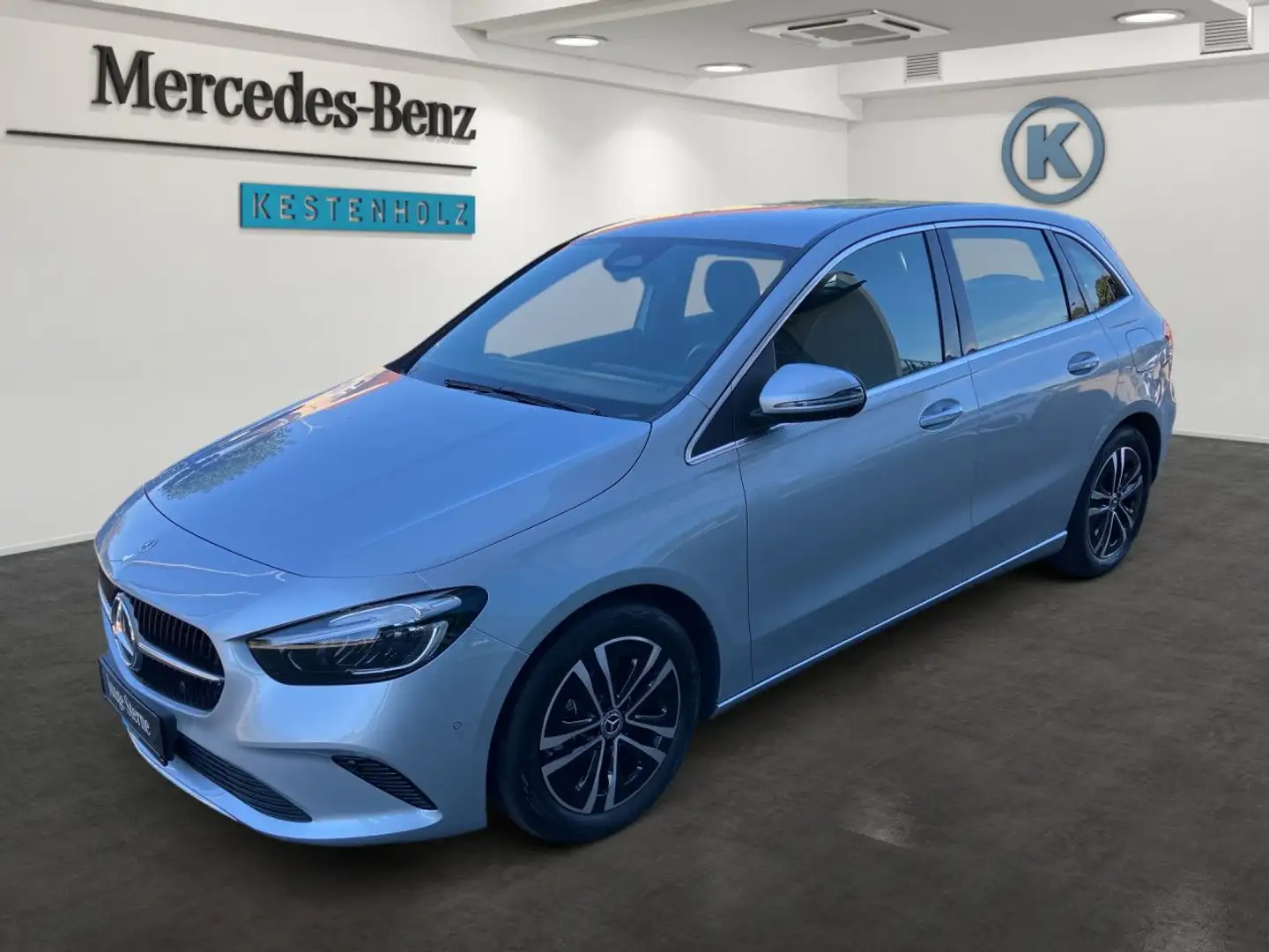 Mercedes-Benz B 180 Progressive KAMERA+SPURASSIST+PTS+DAB+SHZ Silber - 2