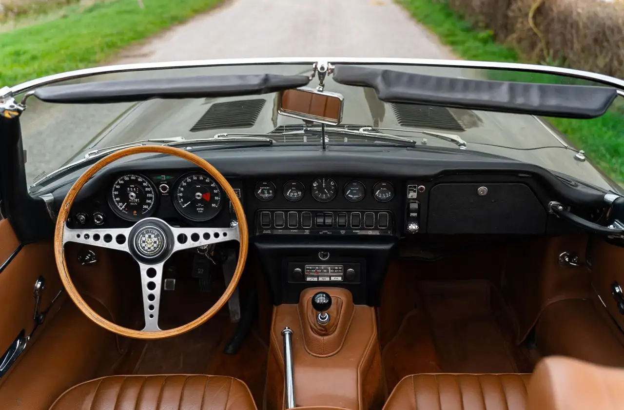 Jaguar E-Type S2 cabriolet, foto 9