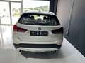 BMW X1 sDrive20dA Weiß - thumbnail 2