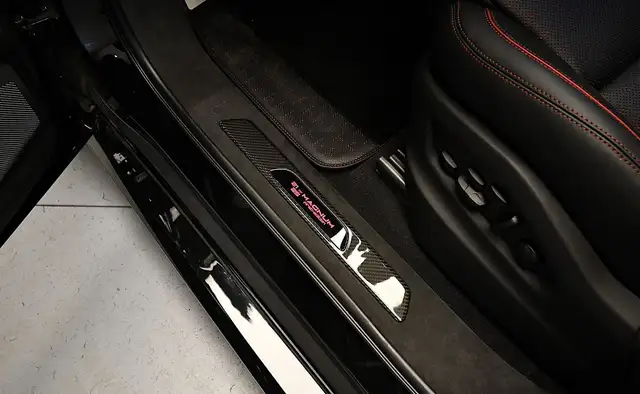 Porsche Cayenne view 13