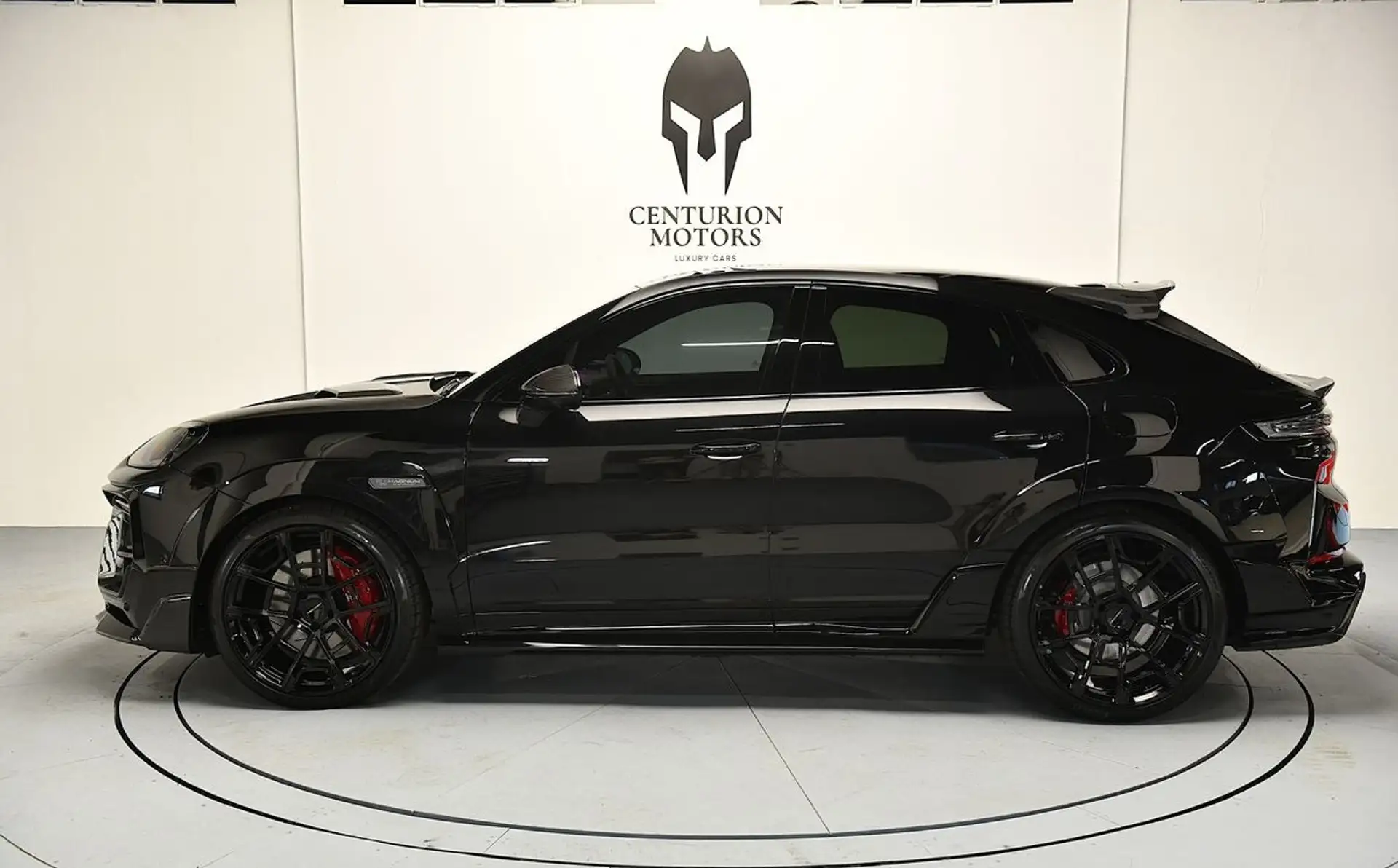 포르쉐 카이엔 E-Hybrid 2024 검정 사진 6