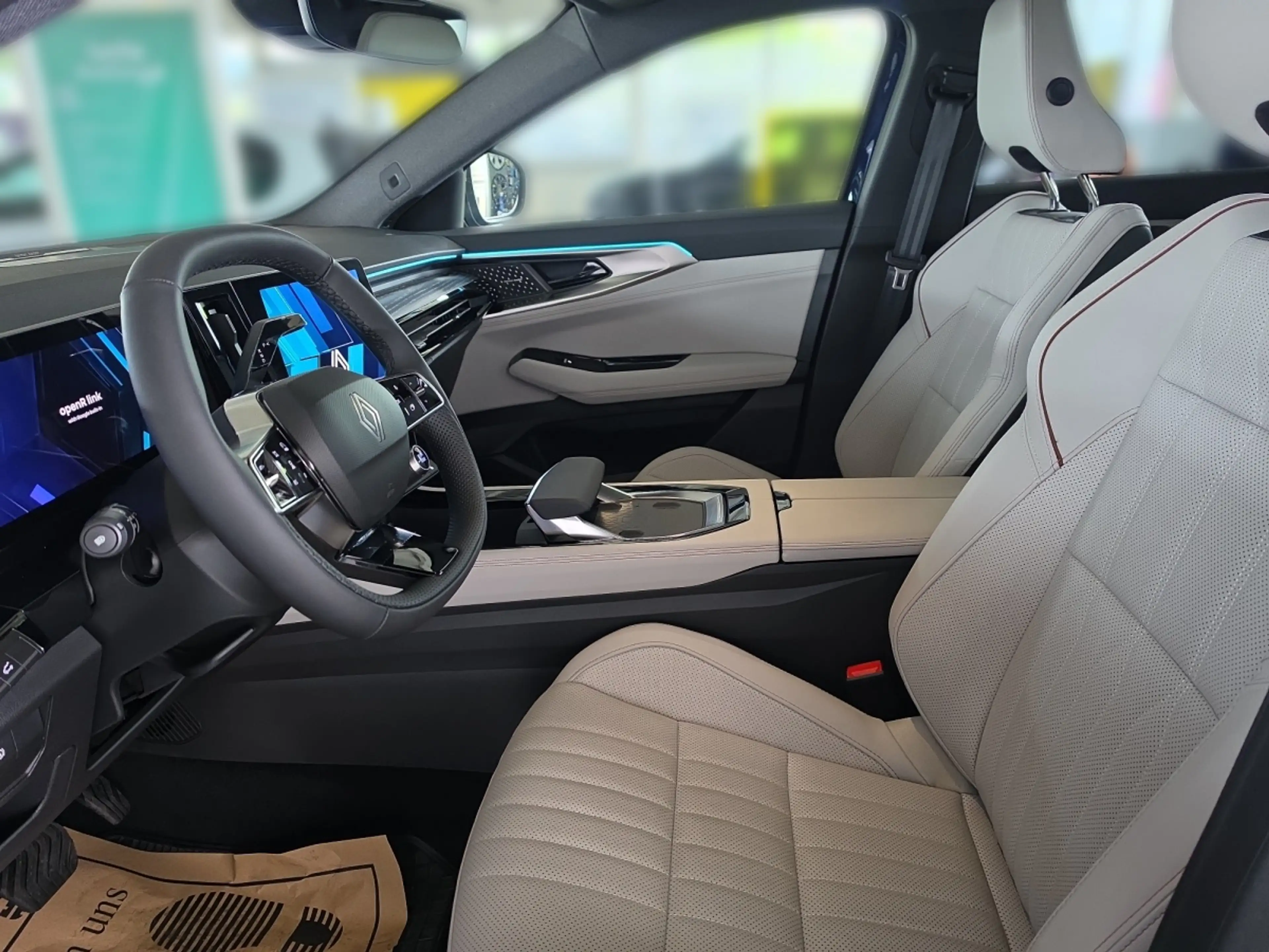 Renault Espace Iconic Full Hybrid E-Tech 200 5-Sitzer — photo 5