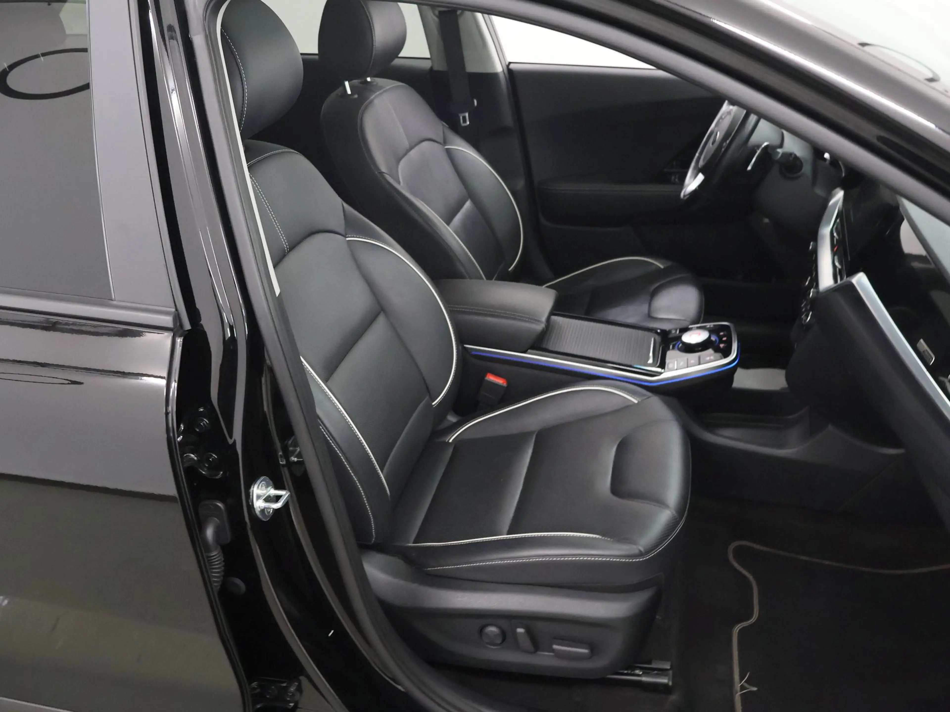 Kia e-Niro ExecutiveLine 64 kWh | Panoramadak | Lederen Bekle — photo 10
