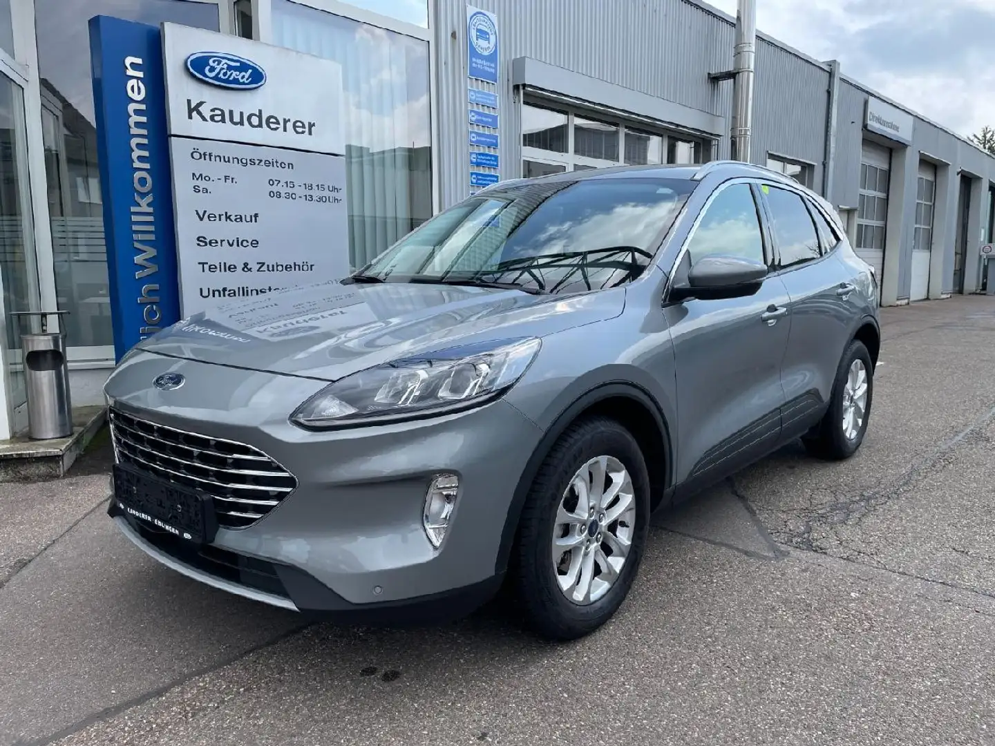 Ford Kuga Titanium Gris - 1