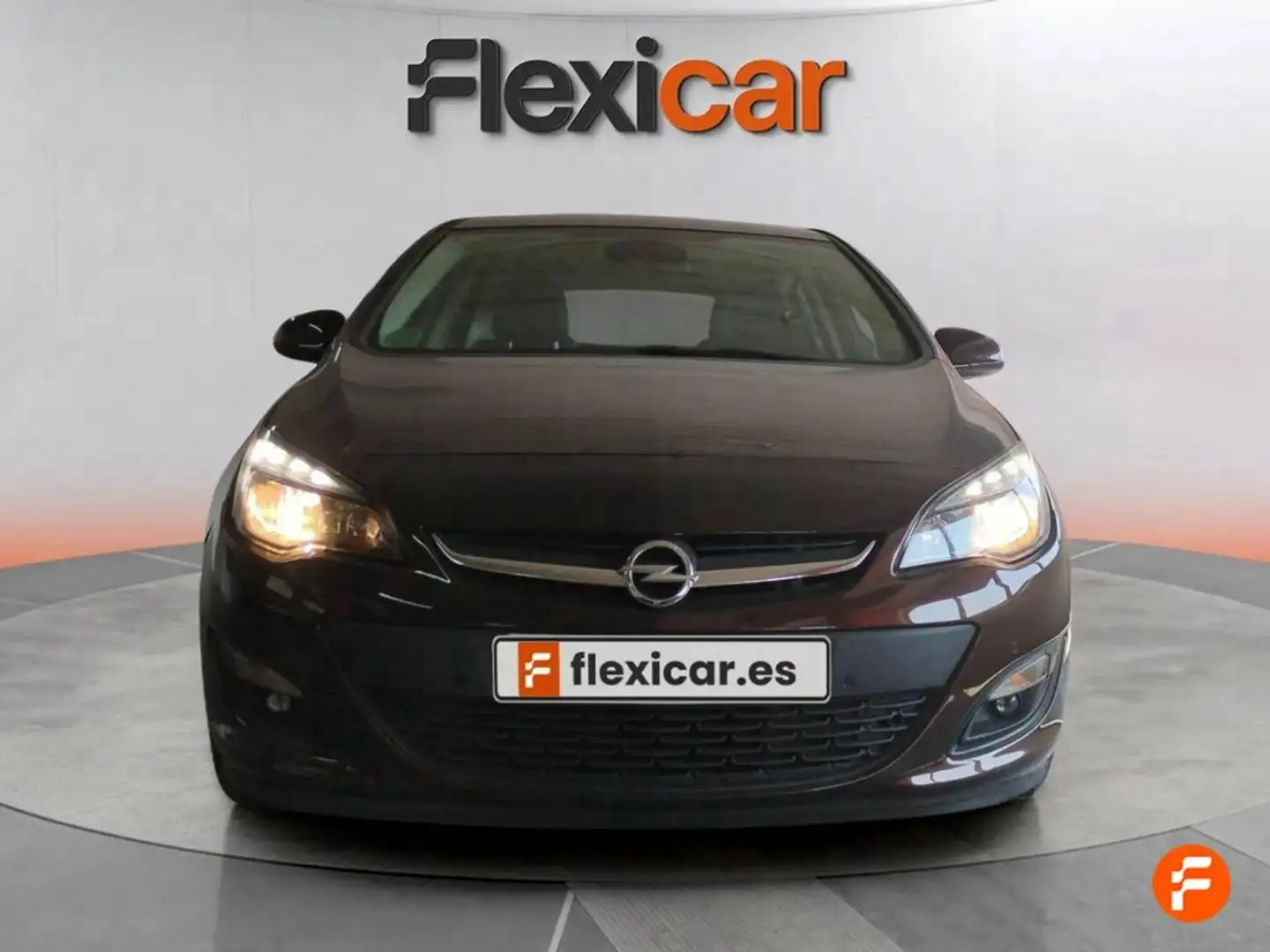 Opel Astra 1.4 Turbo Excellence Marrón - 2