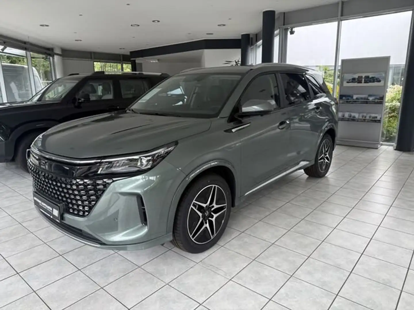 DFSK Fengon 5 Fengon E5 PHEV LED 360°-Kamera Panorama 7-Sitzer Grün - 2