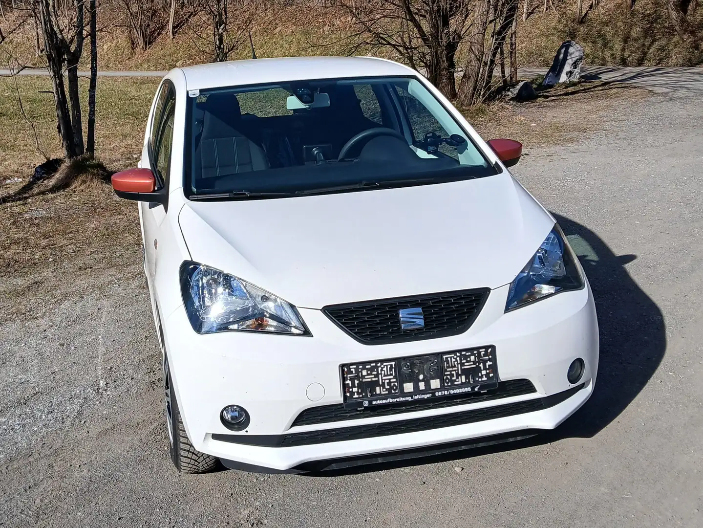 SEAT Mii Mii 1,0 Executive Executive Weiß - 2