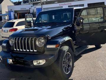Gladiator 3.0V6 MultiJet AWD Automatik Overland
