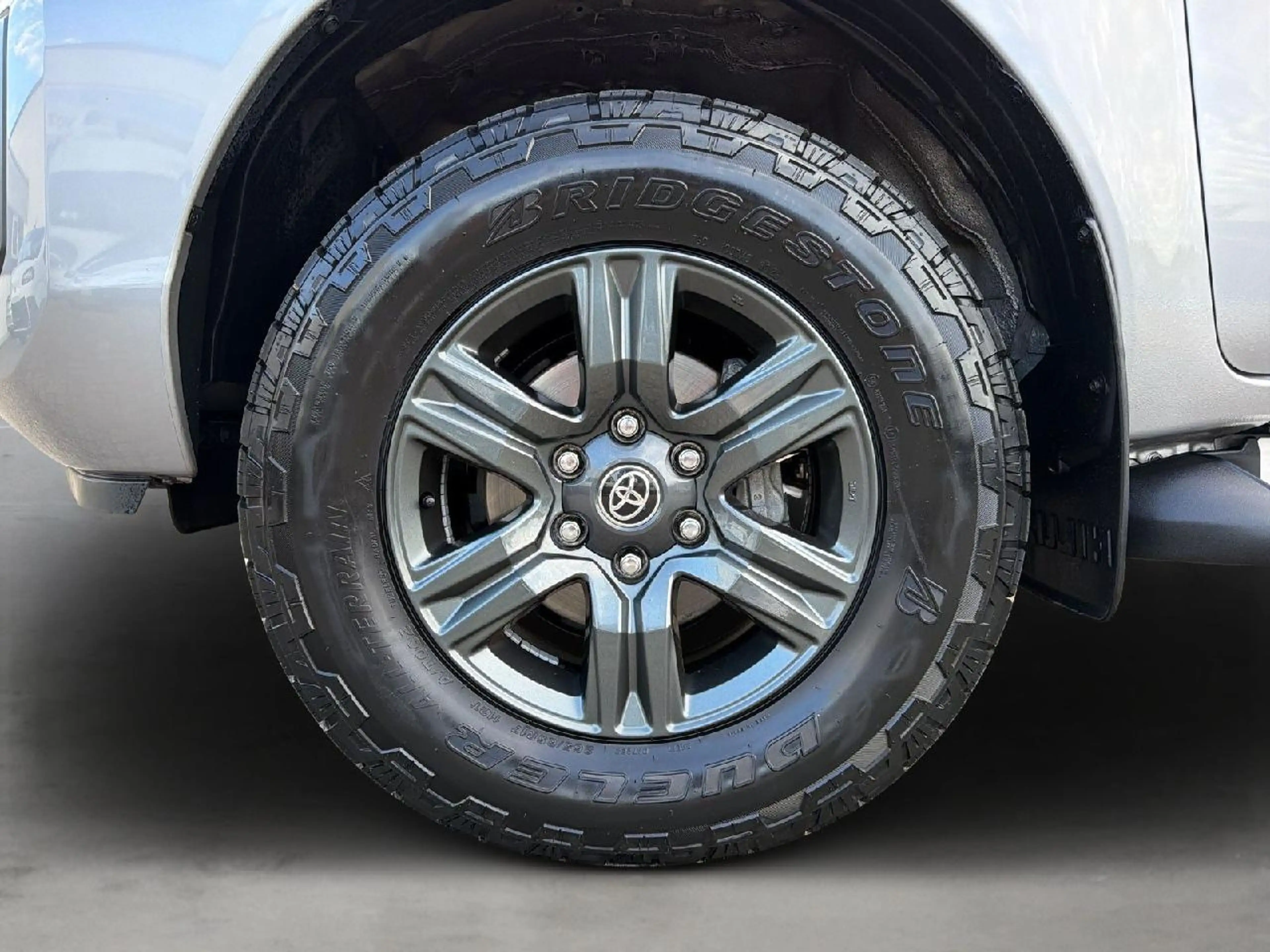 Toyota Hilux Double Cab Comfort 4x4 — photo 7
