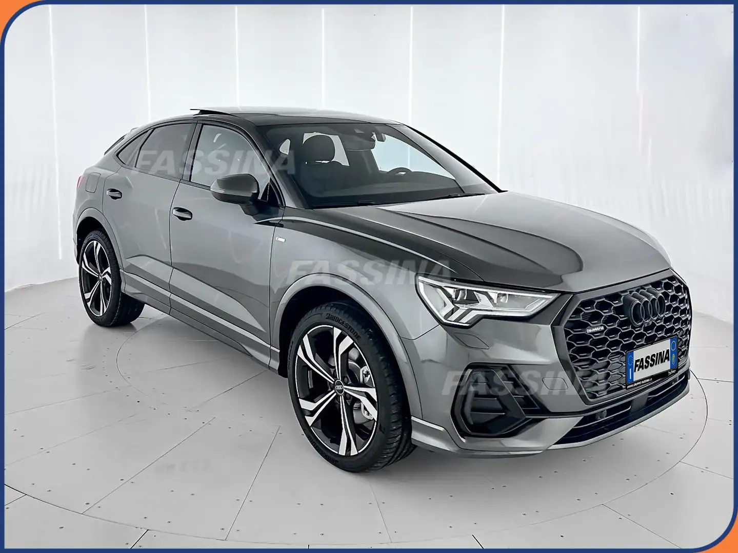 Audi Q3 SPB 40 TDI quattro S tronic S Line Identity Black - 1