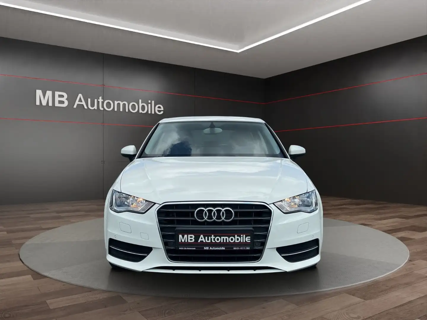 Audi A3 Sportback attraction Automatik/Navi/PDC/SHZ Weiß - 2