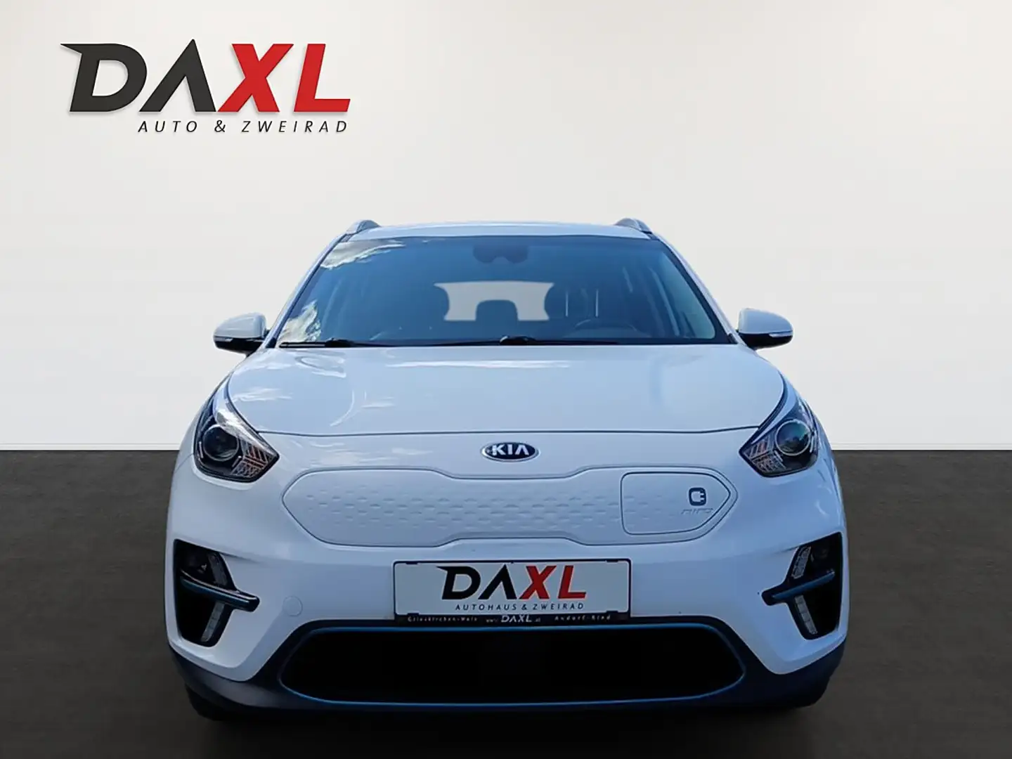Kia e-Niro Niro EV 64kWh long Range Silber Aut. *unfallfrei* Weiß - 2