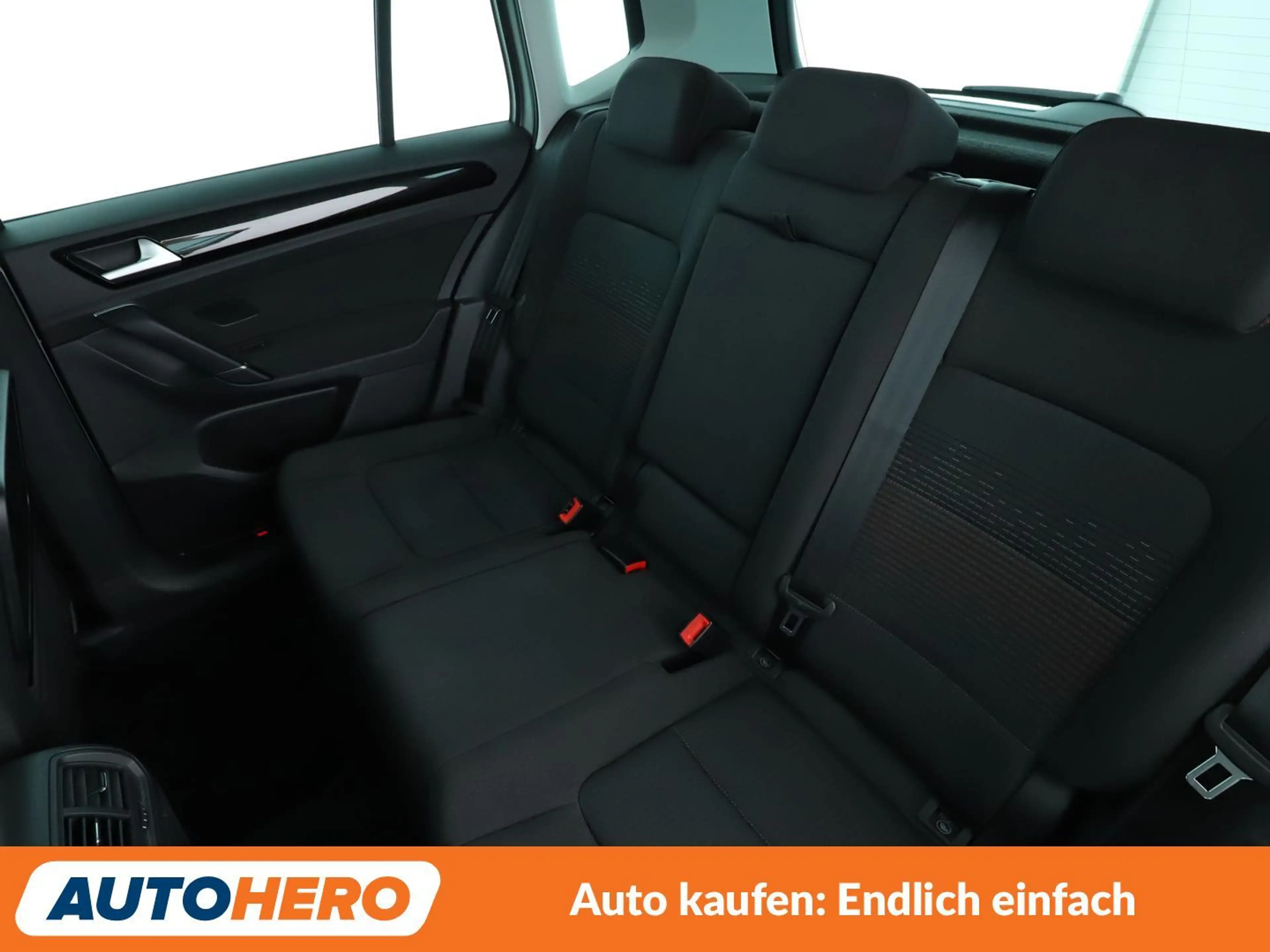 Volkswagen Golf Sportsvan 1.2 TSI Sound BlueMotion Tech — photo 14