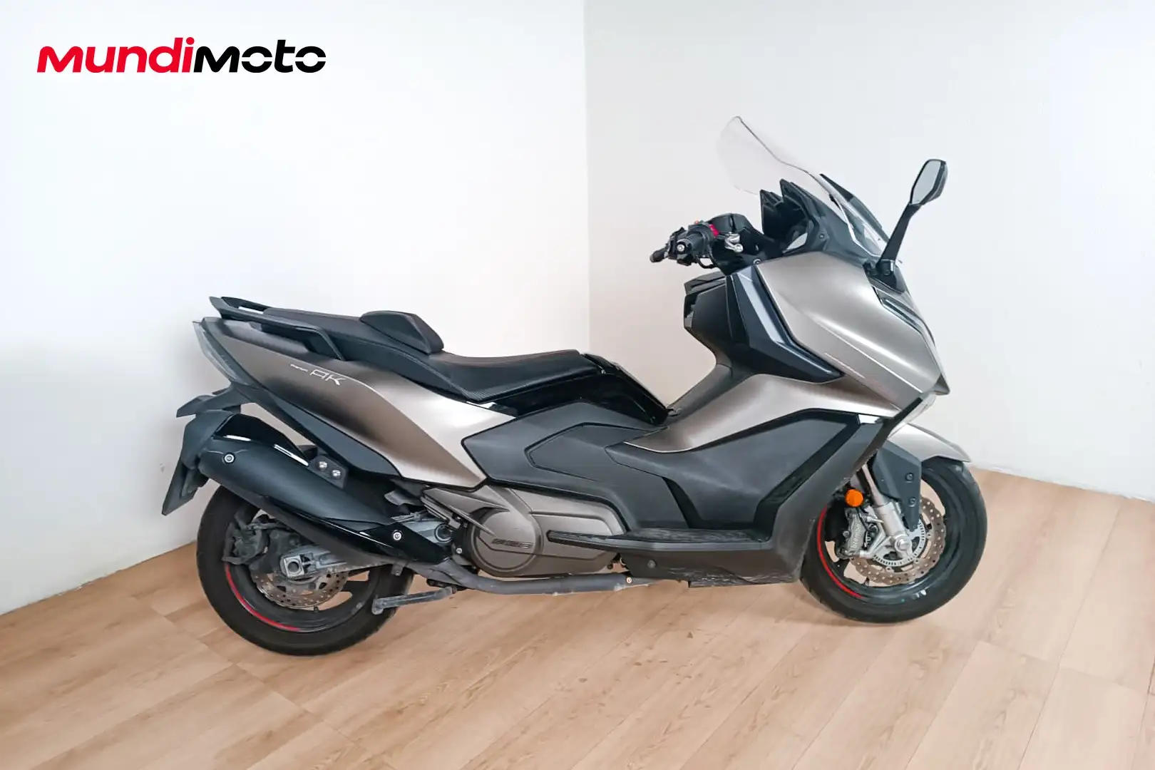 Kymco AK 550 - 1