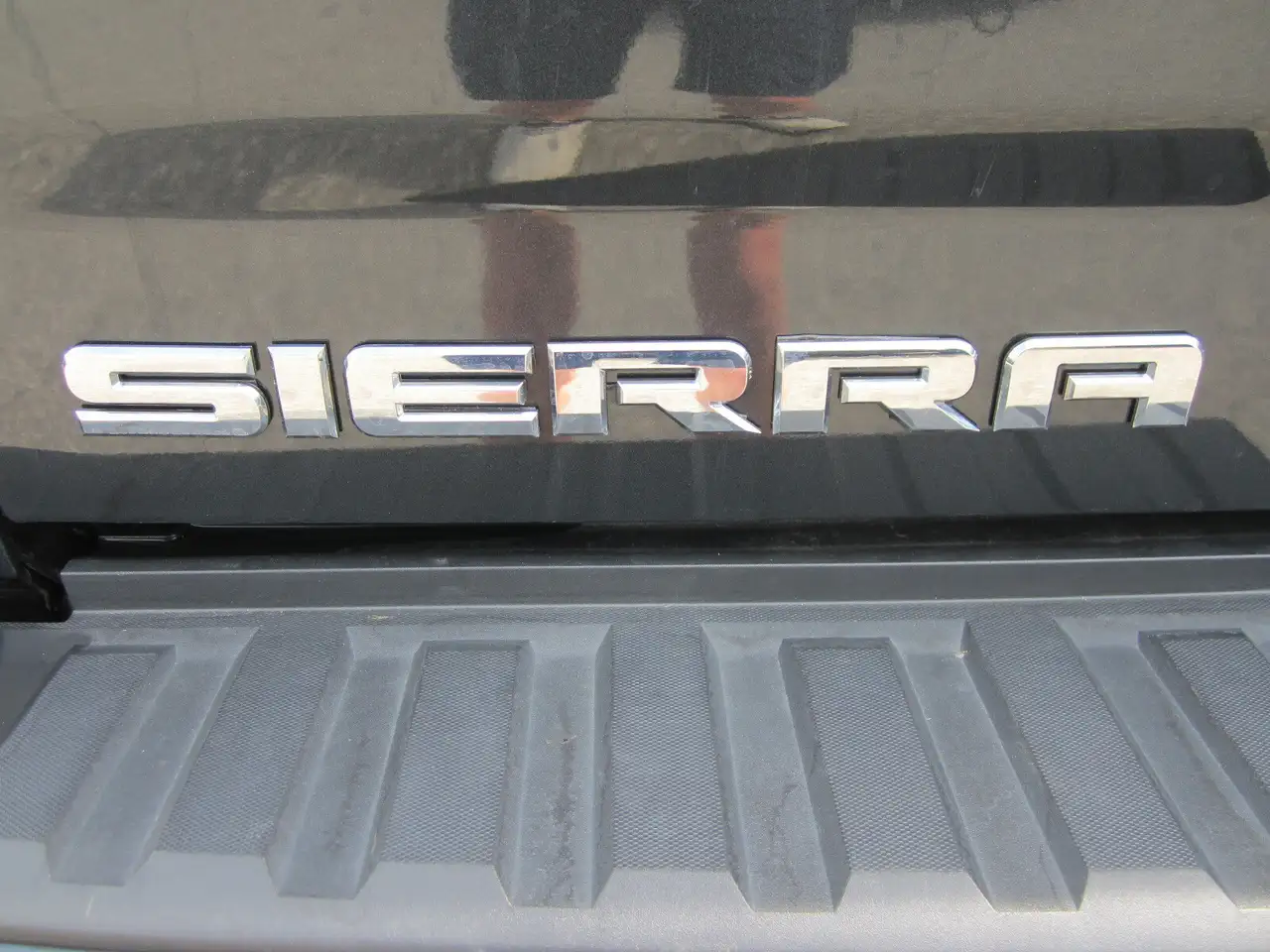 GMC Sierra 1500 снимка GMC Sierra 1500