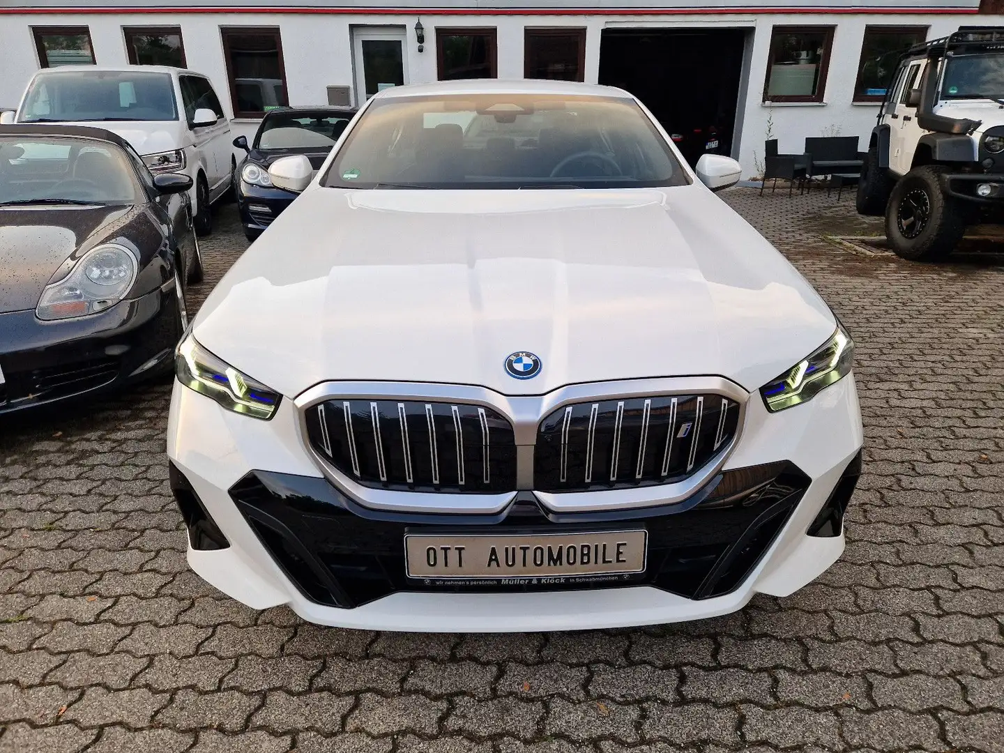 BMW i5 40 eDrive M Sport "SEHR GUTE AUSSTATTUNG" Blanco - 2