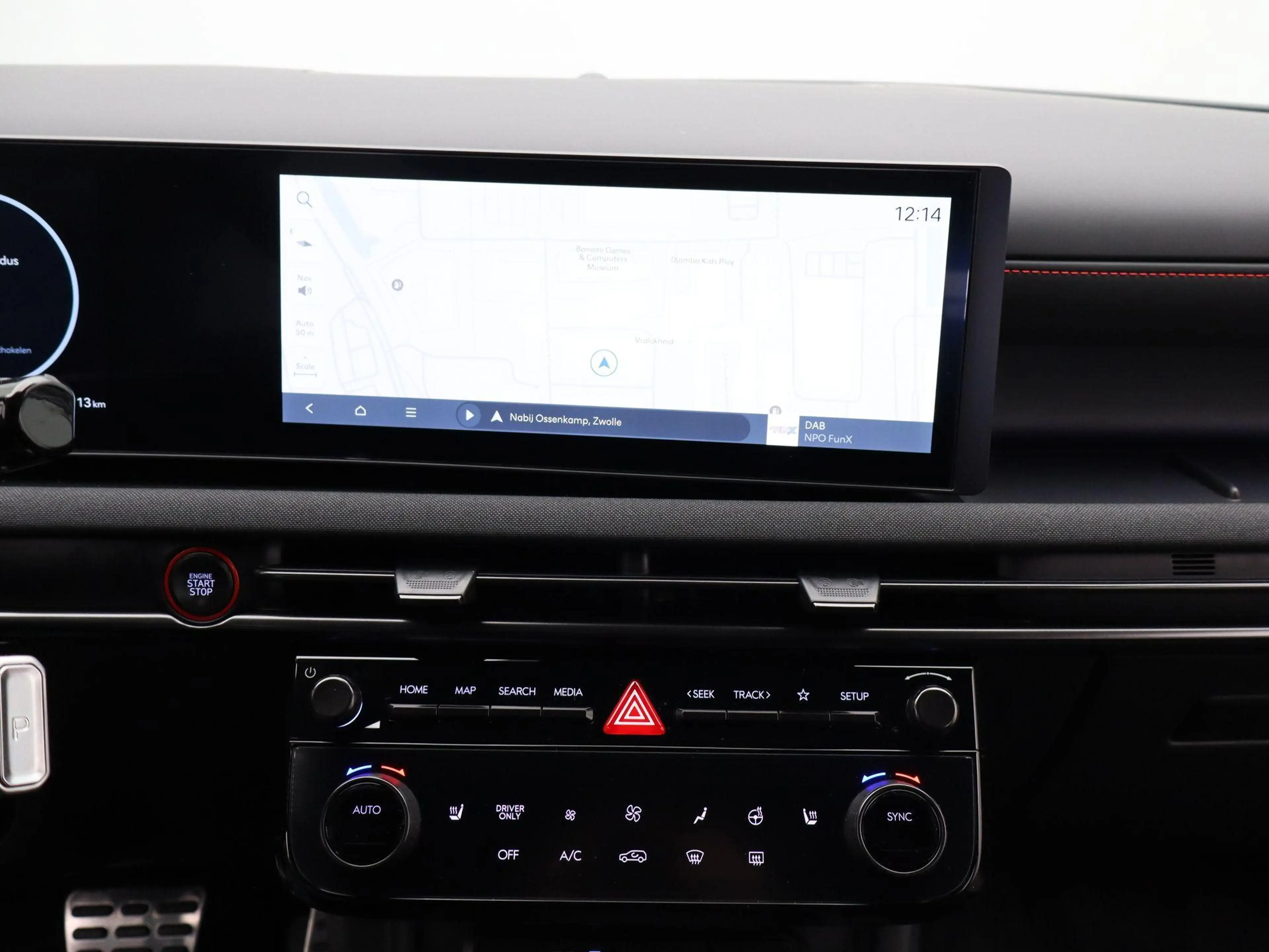 Hyundai TUCSON 1.6 T-GDI HEV N Line Business | Stoelverwarming | — photo 9