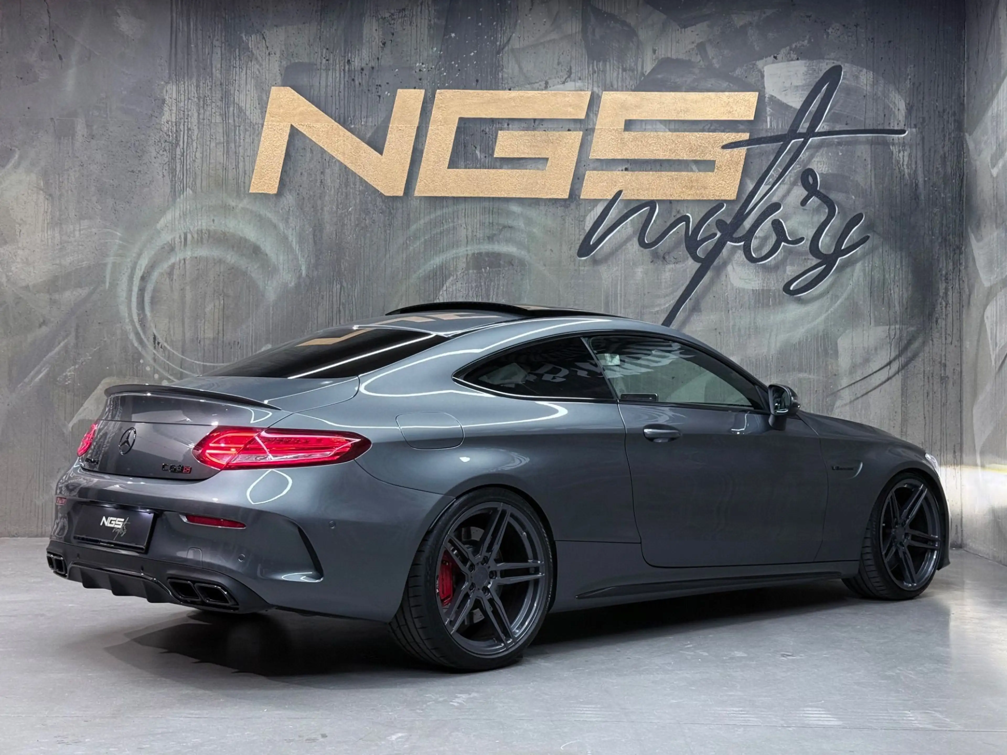 Mercedes-Benz C 63 AMG S Coupe PANO 360KAM BURMESTER SPUR SPORTAGA TOTWKL — photo 12