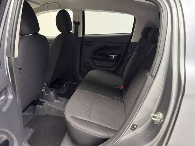 Mitsubishi Space Star — photo 14