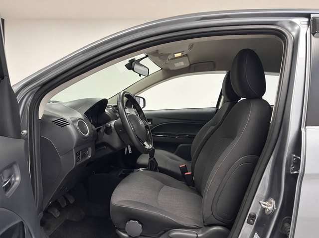 Mitsubishi Space Star — photo 10