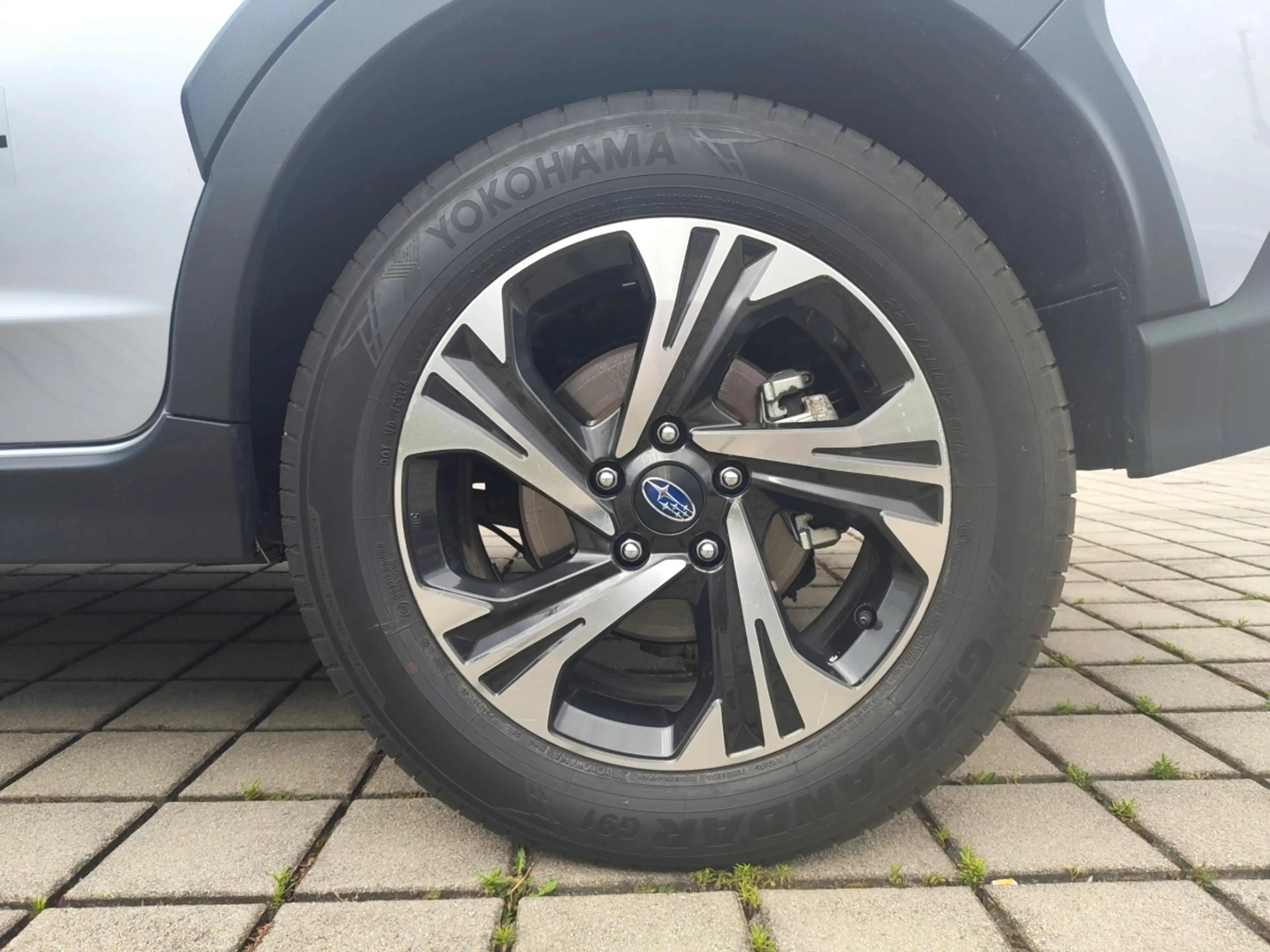 Subaru Crosstrek 2.0i e-Boxer Style eyeSight — photo 11