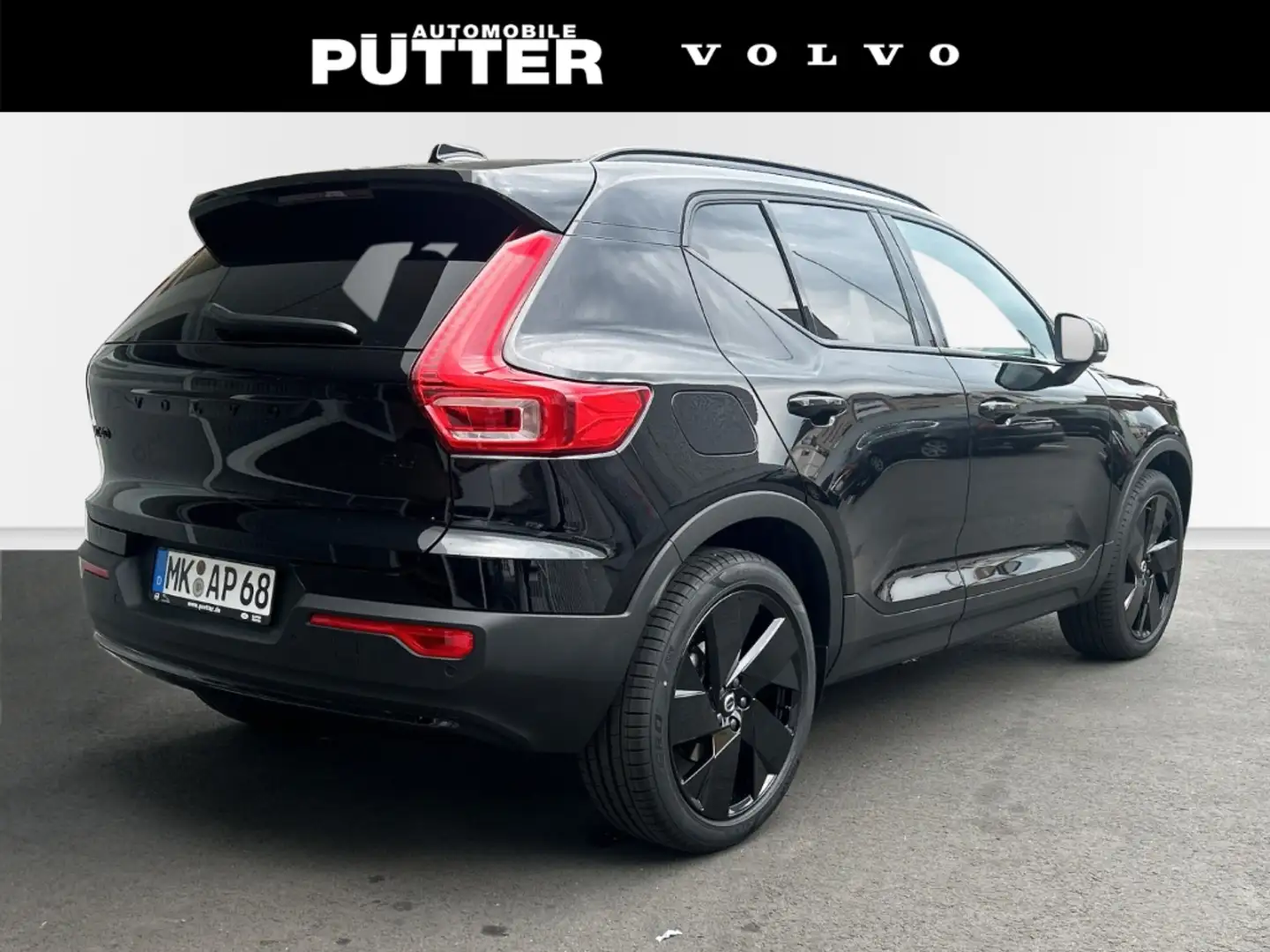 Volvo XC40 B3 Benzin Plus Black Edition 20'' ACC Harman DAB B Schwarz - 2