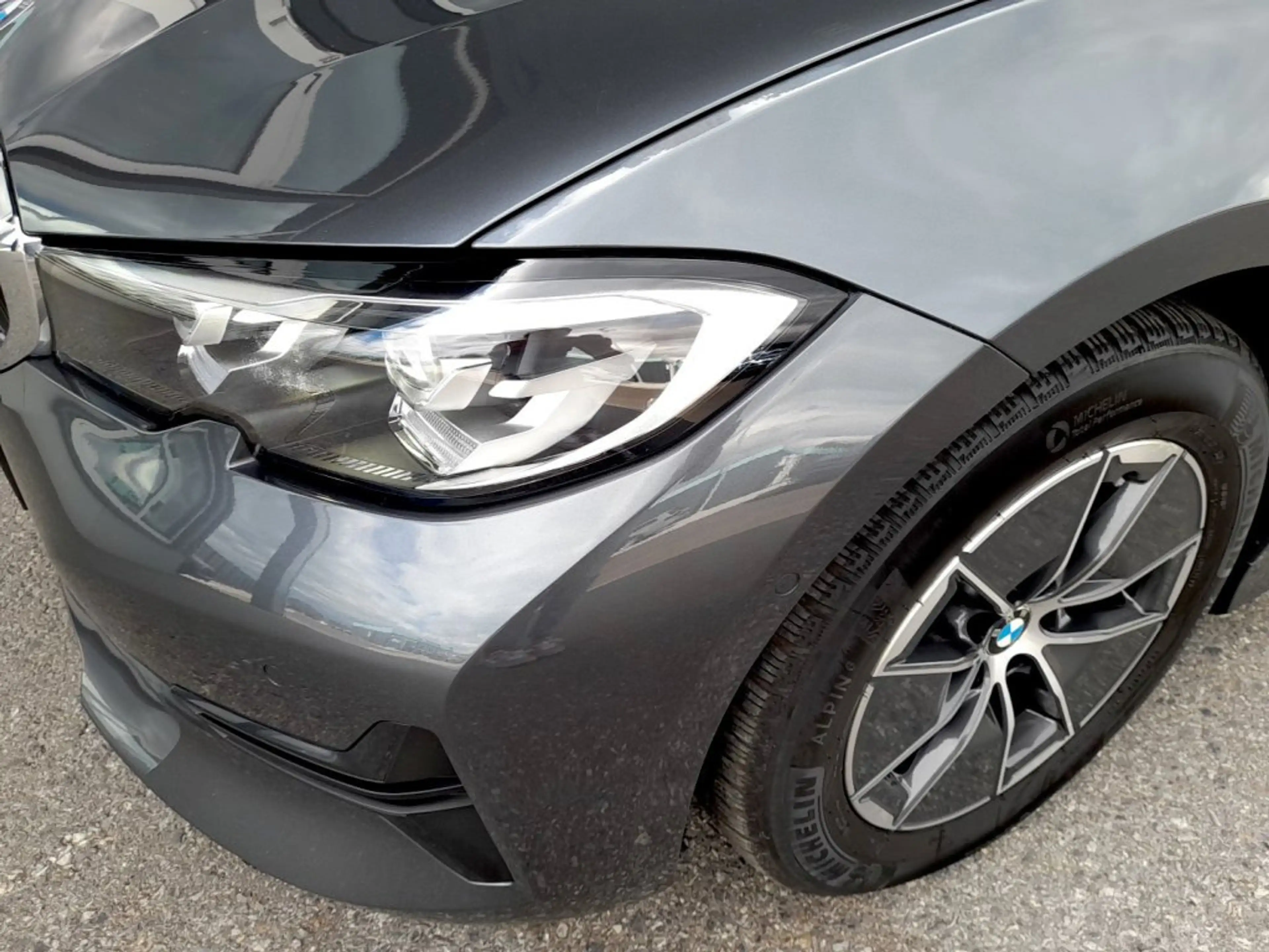 BMW 316 d LIMO *VOLL LED / NAVI / LIVE COCKPIT PROF. / KAMERA / 3-ZONEN-KLIMA / SITZHEIZUNG* — photo 15