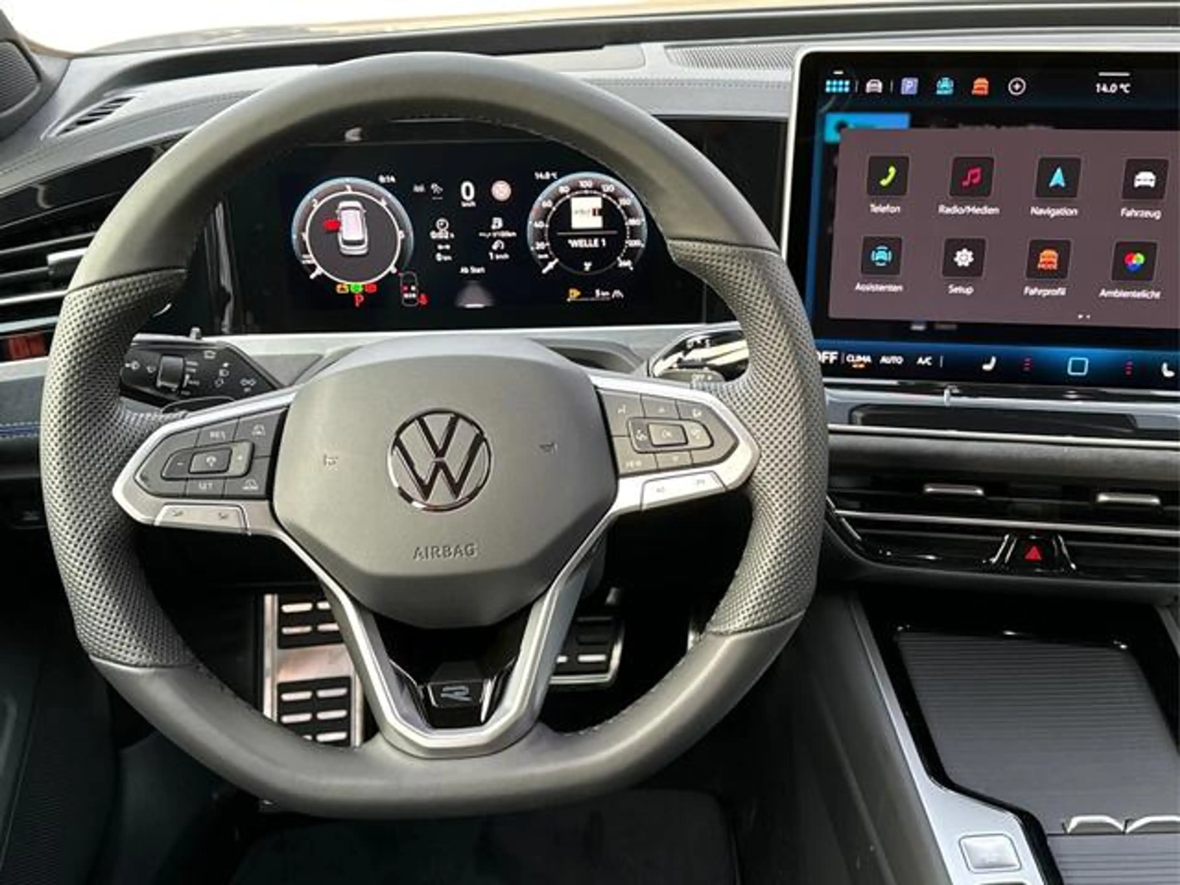 Volkswagen Passat Variant R-Line AHK+PANO+NAVI+Head-UP+M... — photo 10