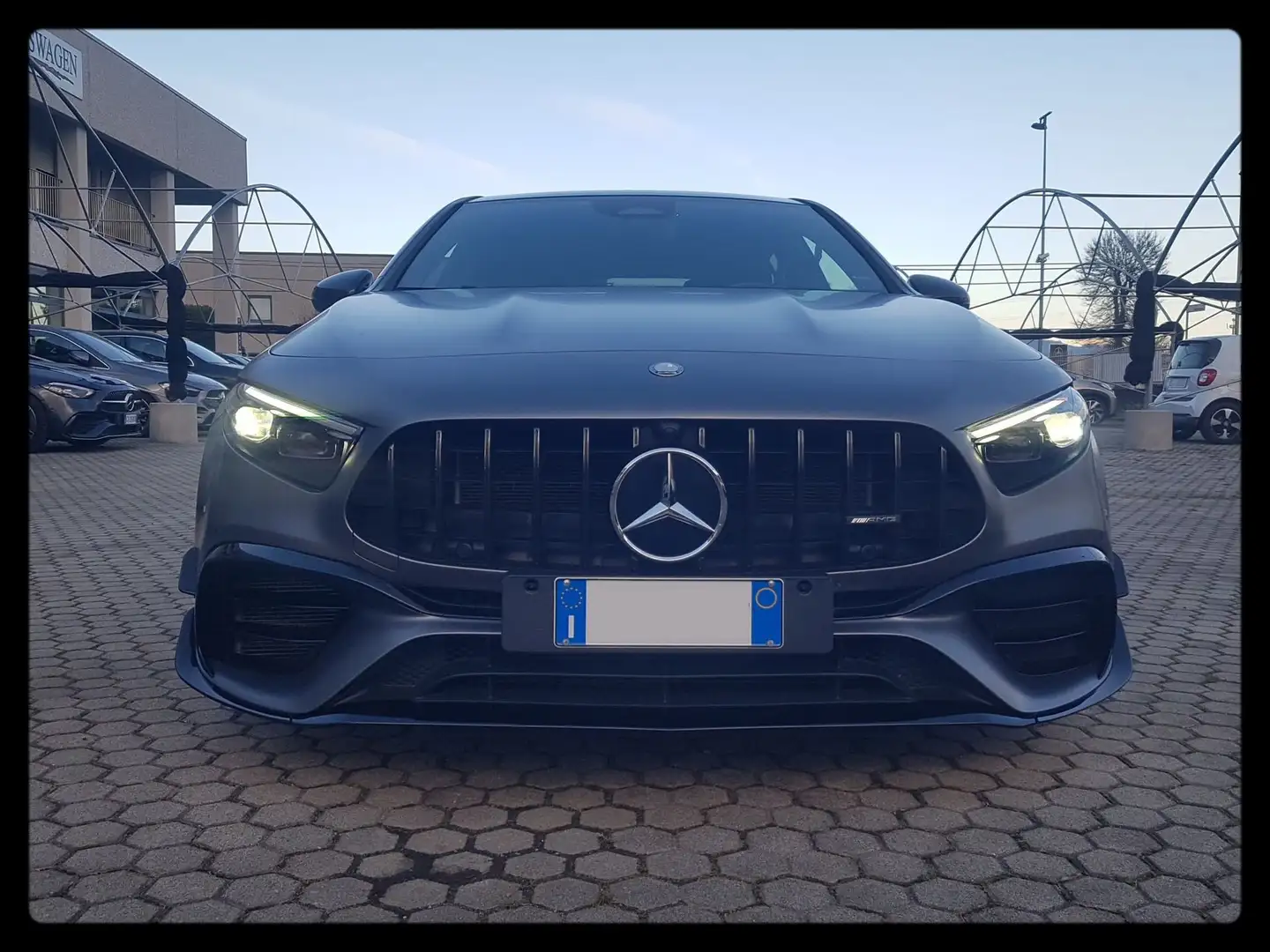 Mercedes-Benz A 45 AMG A 45S AMG 4Matic+ Premium AMG Line Gris - 2