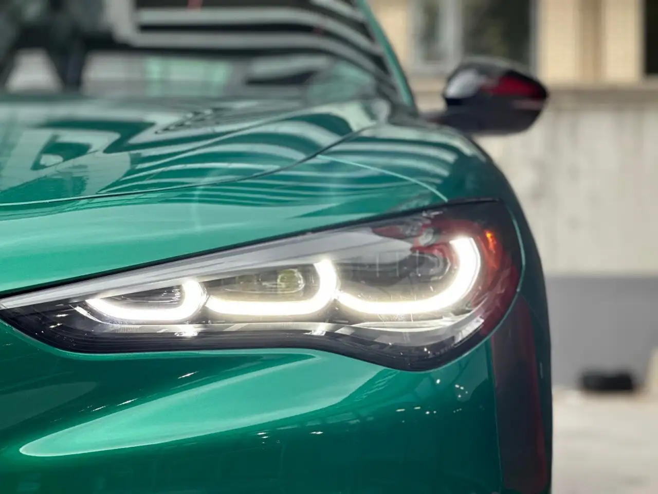 Alfa Romeo Stelvio снимка Alfa Romeo Stelvio