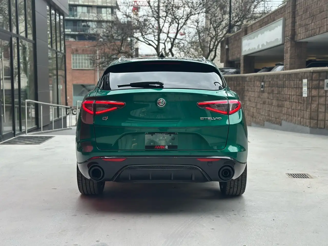 Alfa Romeo Stelvio снимка Alfa Romeo Stelvio