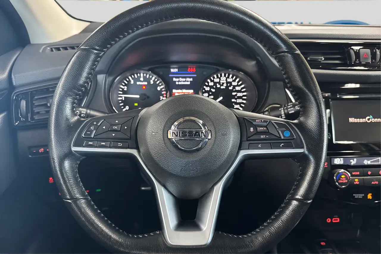 Nissan Qashqai снимка Nissan Qashqai