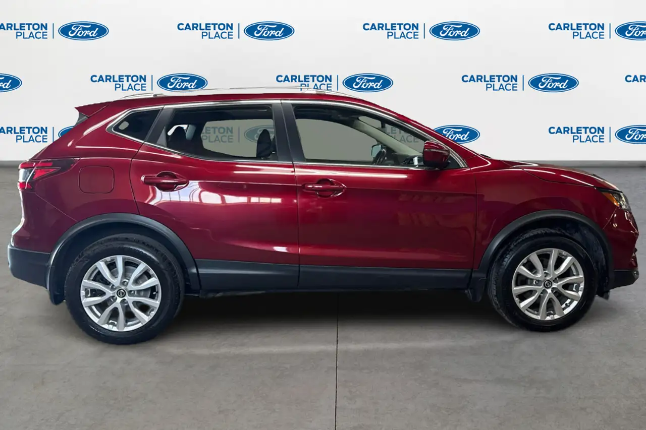 Nissan Qashqai снимка Nissan Qashqai