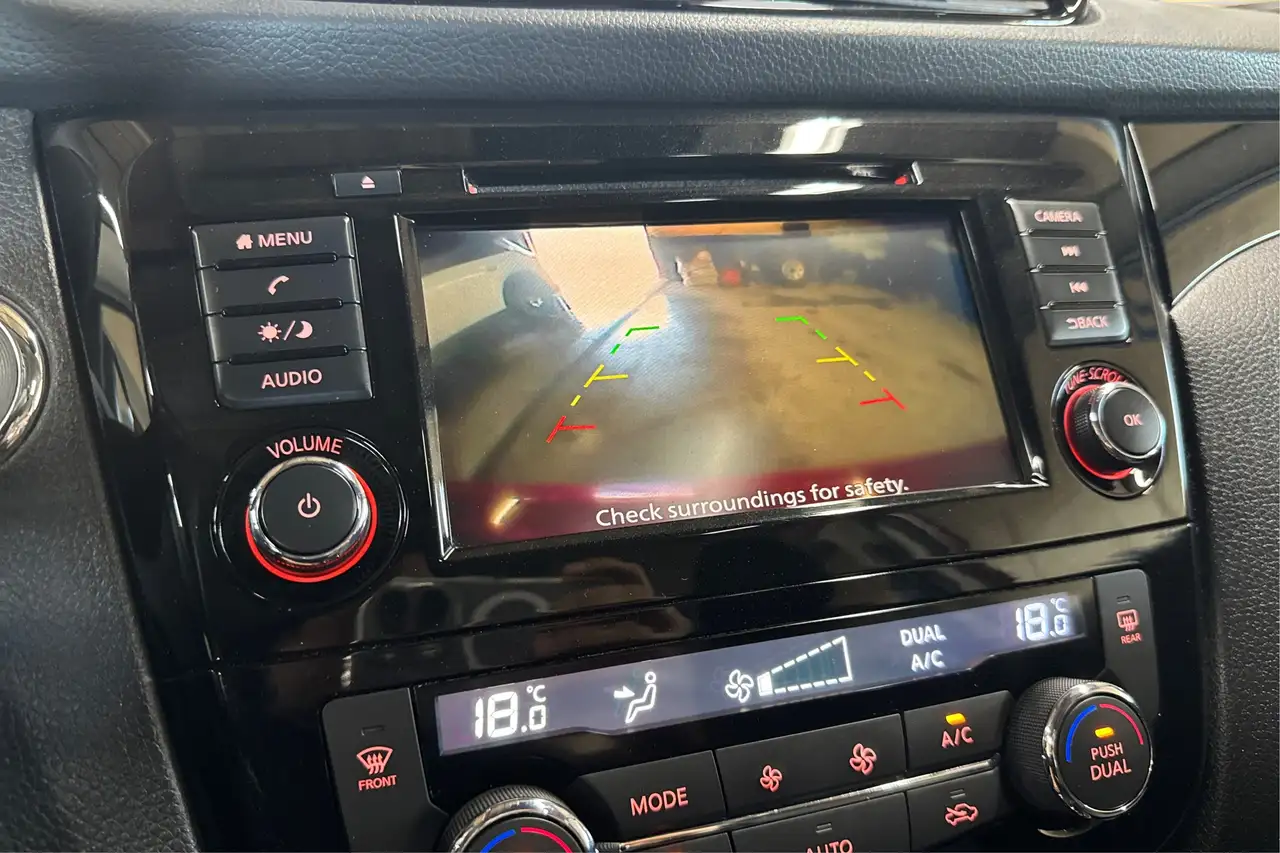 Nissan Qashqai снимка Nissan Qashqai
