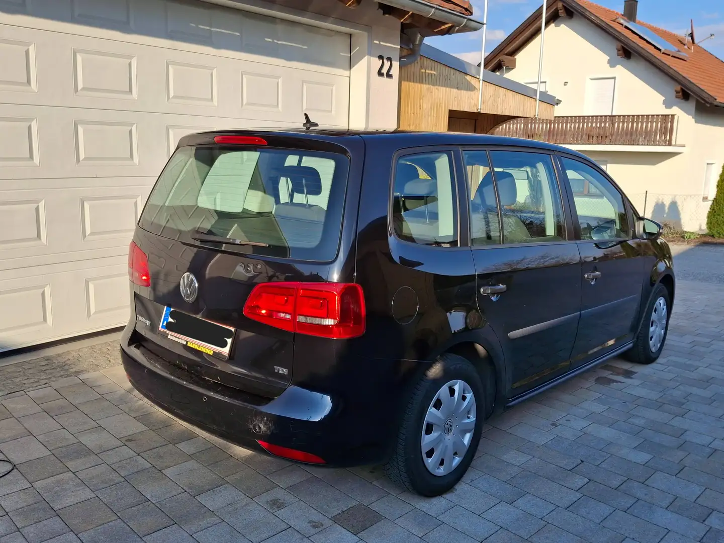 Volkswagen Touran Touran Trendline 1,6 TDI DPF Trendline Schwarz - 2