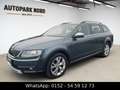 Skoda Octavia 2.0 TDI Combi Scout 4x4/AHK/SHZ/BI-XENON Gris - thumbnail 1