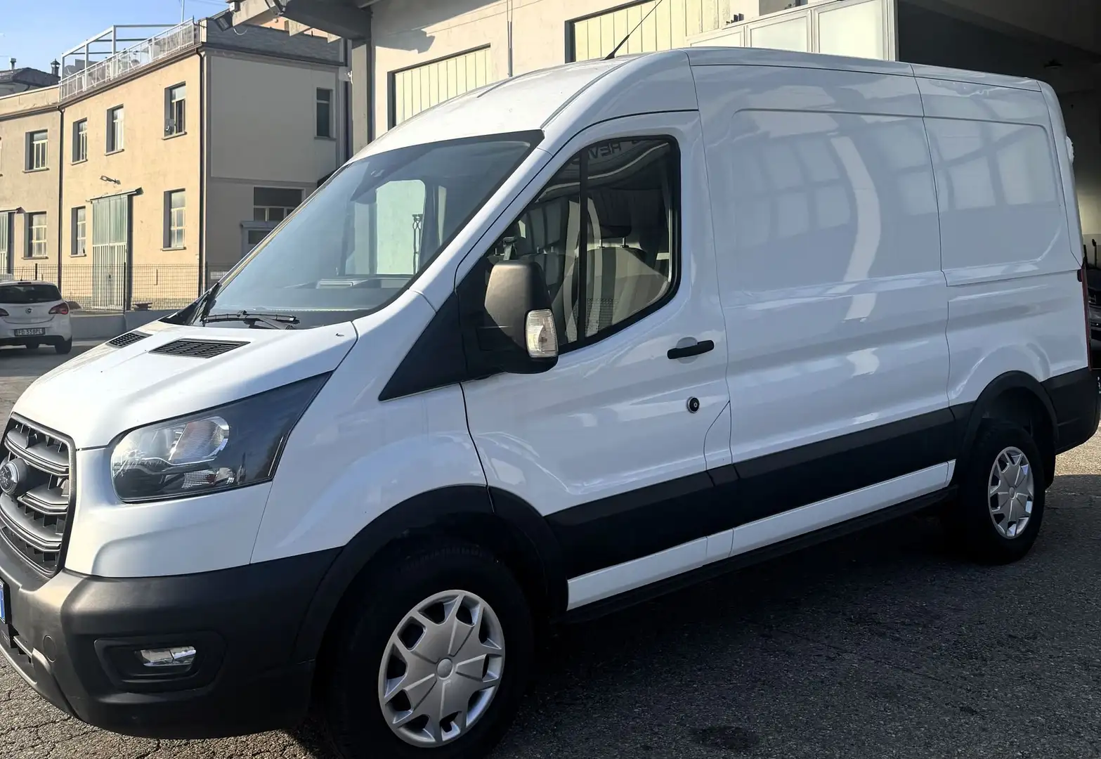 Ford Transit Transit 330 2.0TDCi EcoBlue 130CV PL-TM Furgone T Bianco - 1
