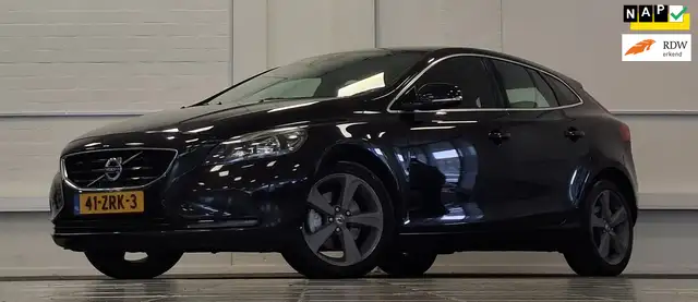 2013 Volvo V40 in Black for sale