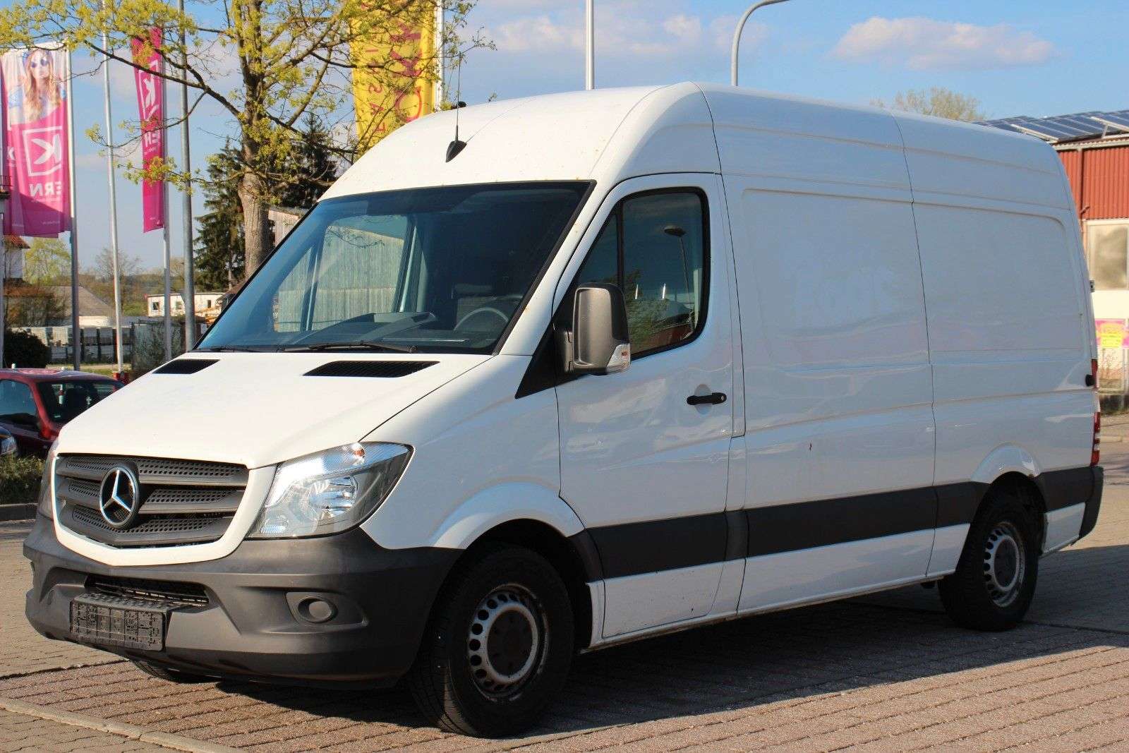 Second hand Mercedes Benz Sprinter 