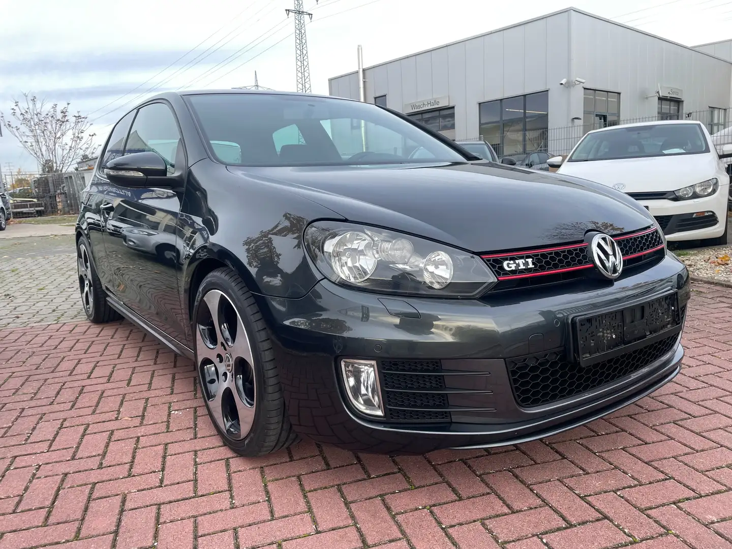 Volkswagen Golf GTI GTI aus 1.Hand Scheckheftgepf von VW durchgehend Grau - 2