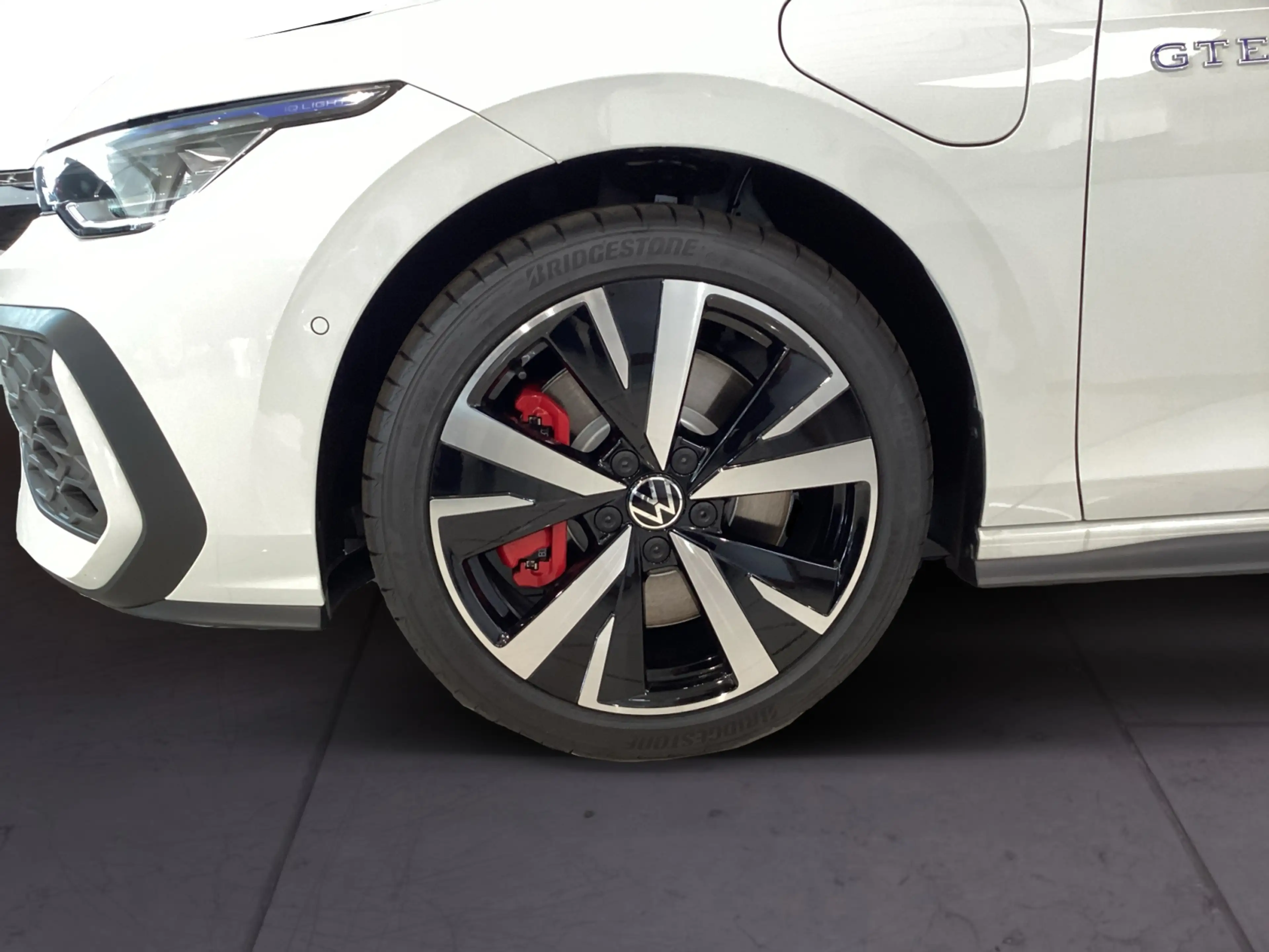 Volkswagen Golf GTE DSG AHK LED Navi Kamera ACC — photo 7