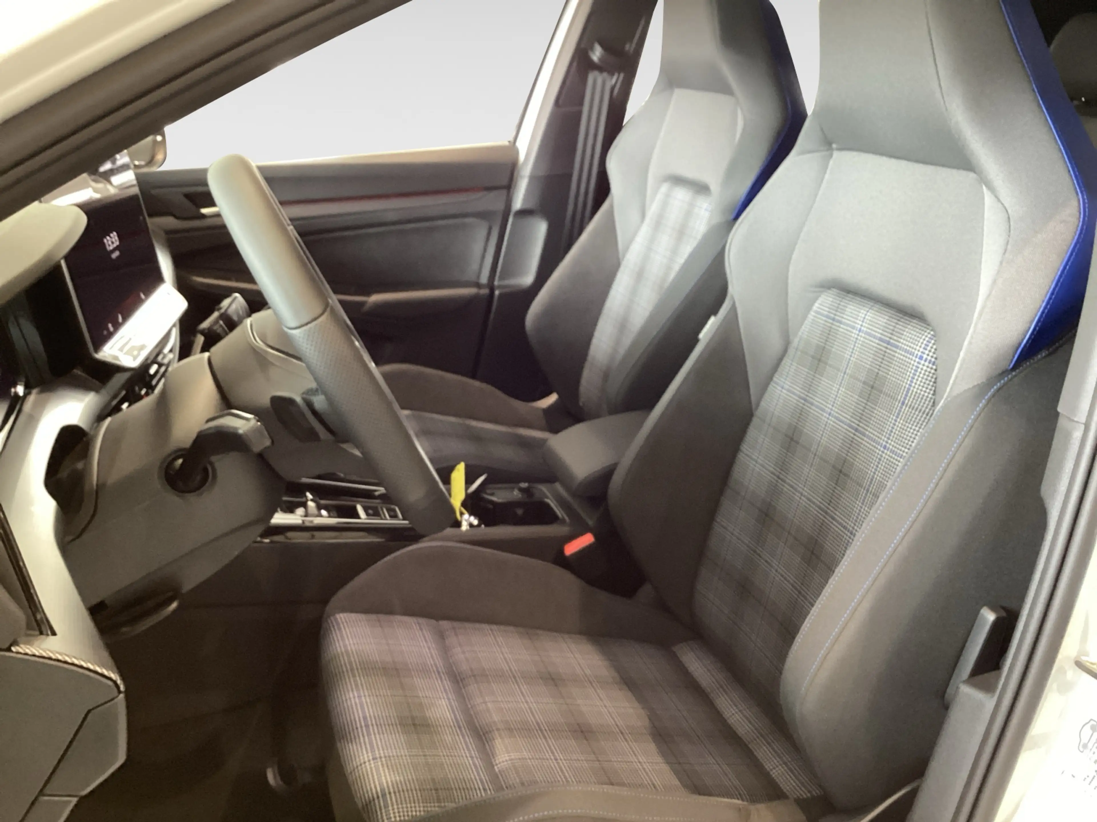 Volkswagen Golf GTE DSG AHK LED Navi Kamera ACC — photo 8