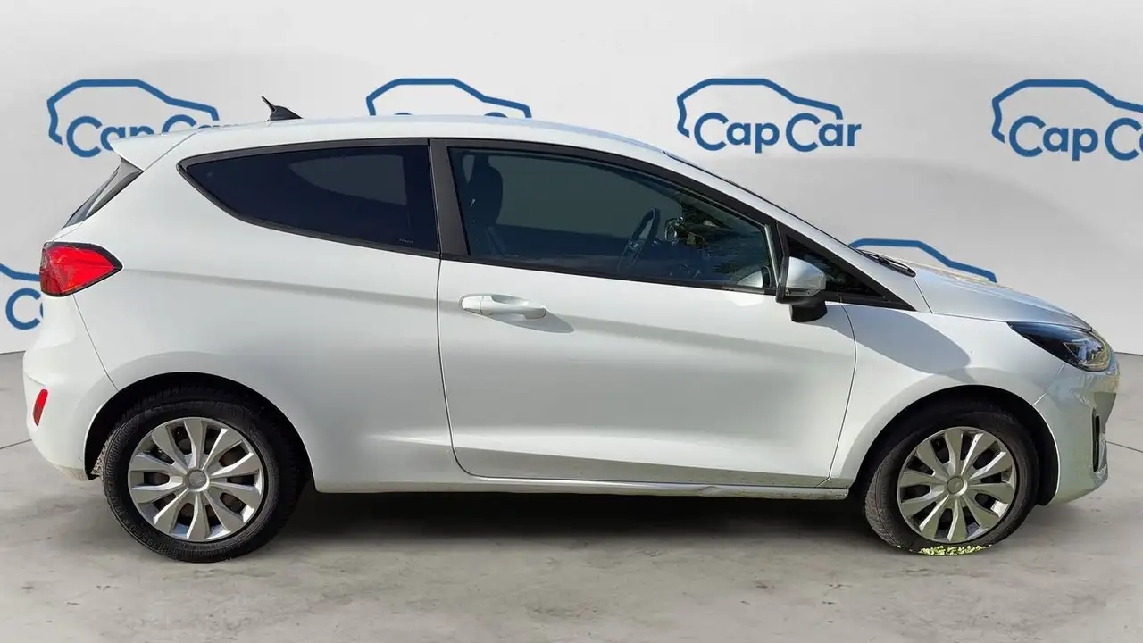 Ford Fiesta 3 portes — photo 4