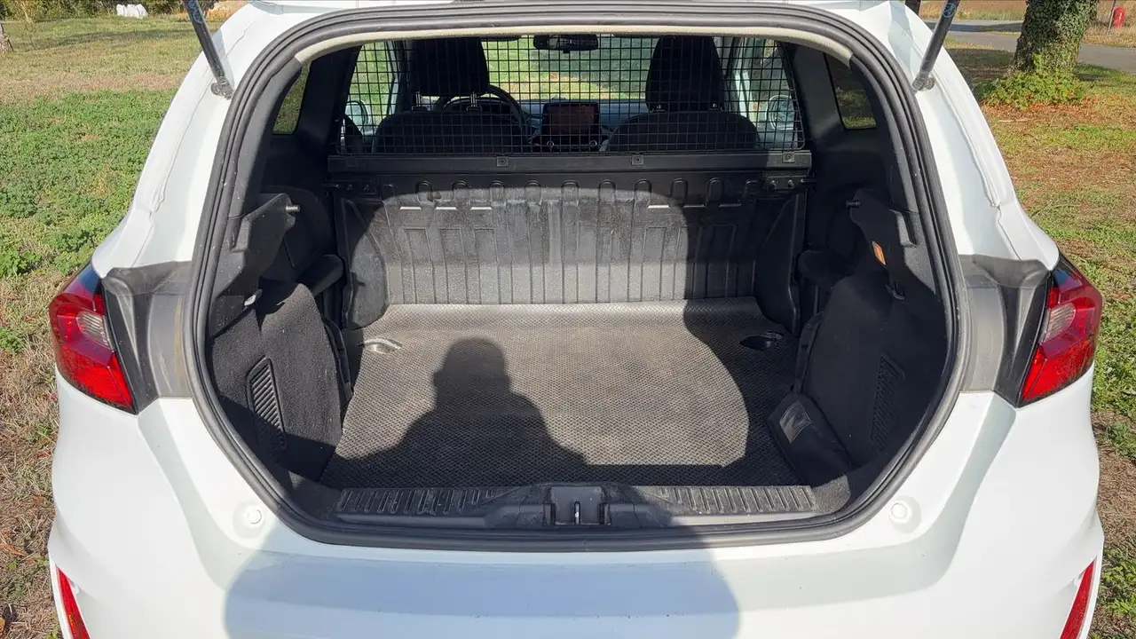 Ford Fiesta 3 portes — photo 14